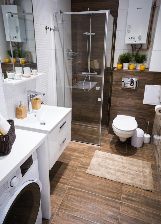 Rynek 20/21 -Cosy New Apartment On The Market Square - 4 Bedrooms - 8 People Wrocław Eksteriør bilde