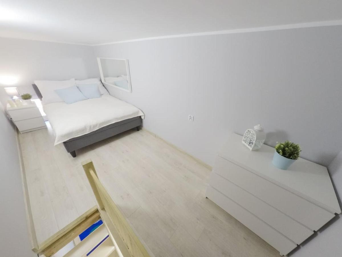 Rynek 20/21 -Cosy New Apartment On The Market Square - 4 Bedrooms - 8 People Wrocław Eksteriør bilde